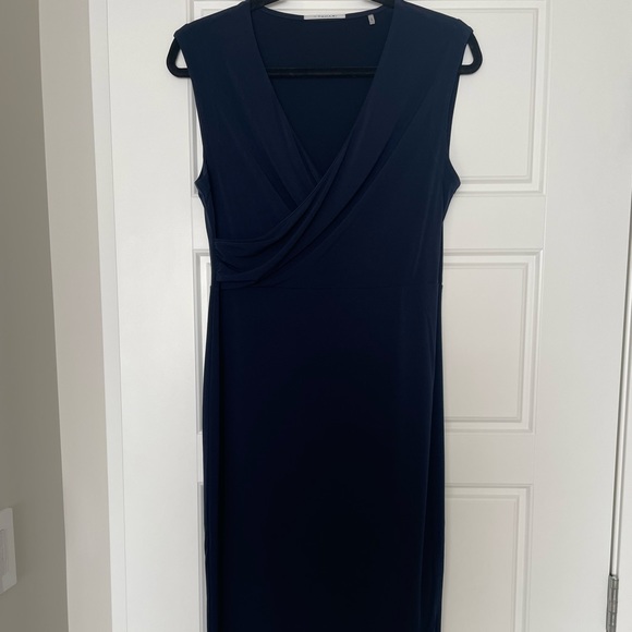 Tahari Dress - new without tags - Picture 2 of 4